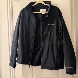 Columbia Black Softshell Windbreaker
